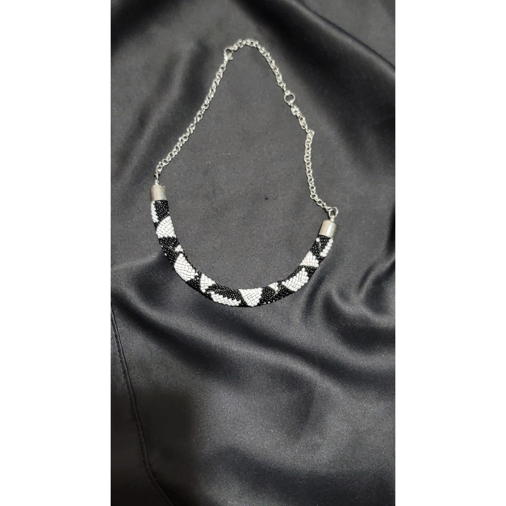 Vtg Beaded Necklace